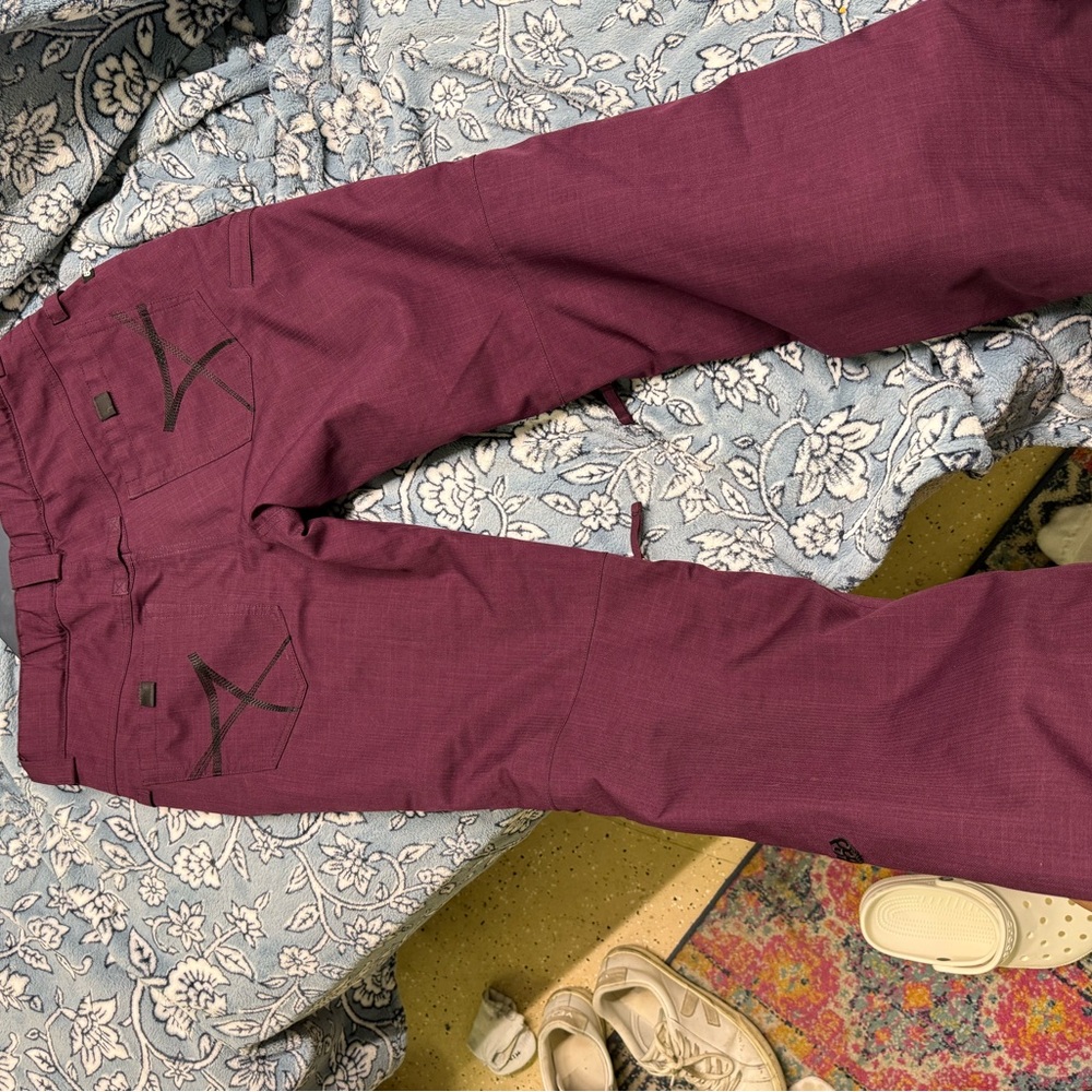 686 Men's Plum Cargo Pants - Picture 2 of 3